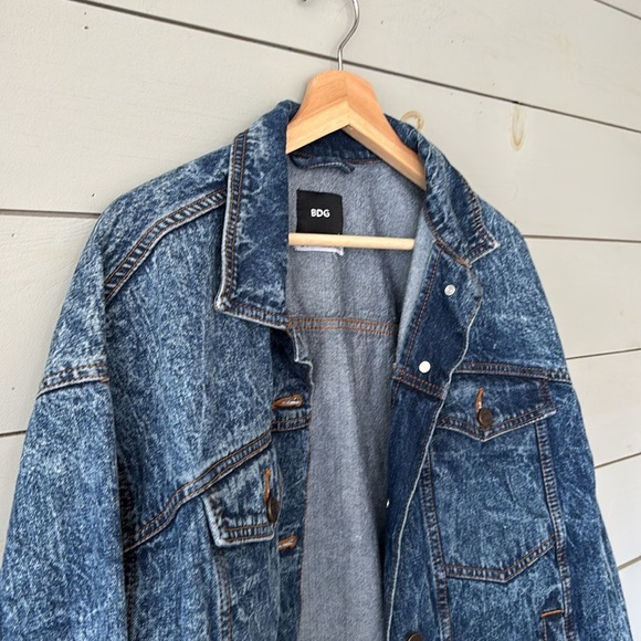 BDG Acid Wash Denim Jacket - Picture 4 of 6